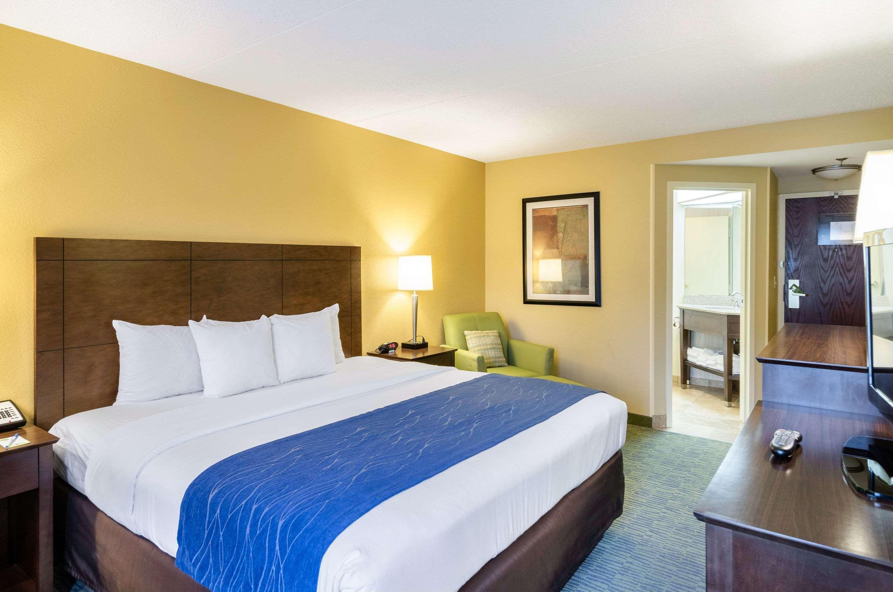 Comfort Inn & Suites Newark - Wilmington Extérieur photo