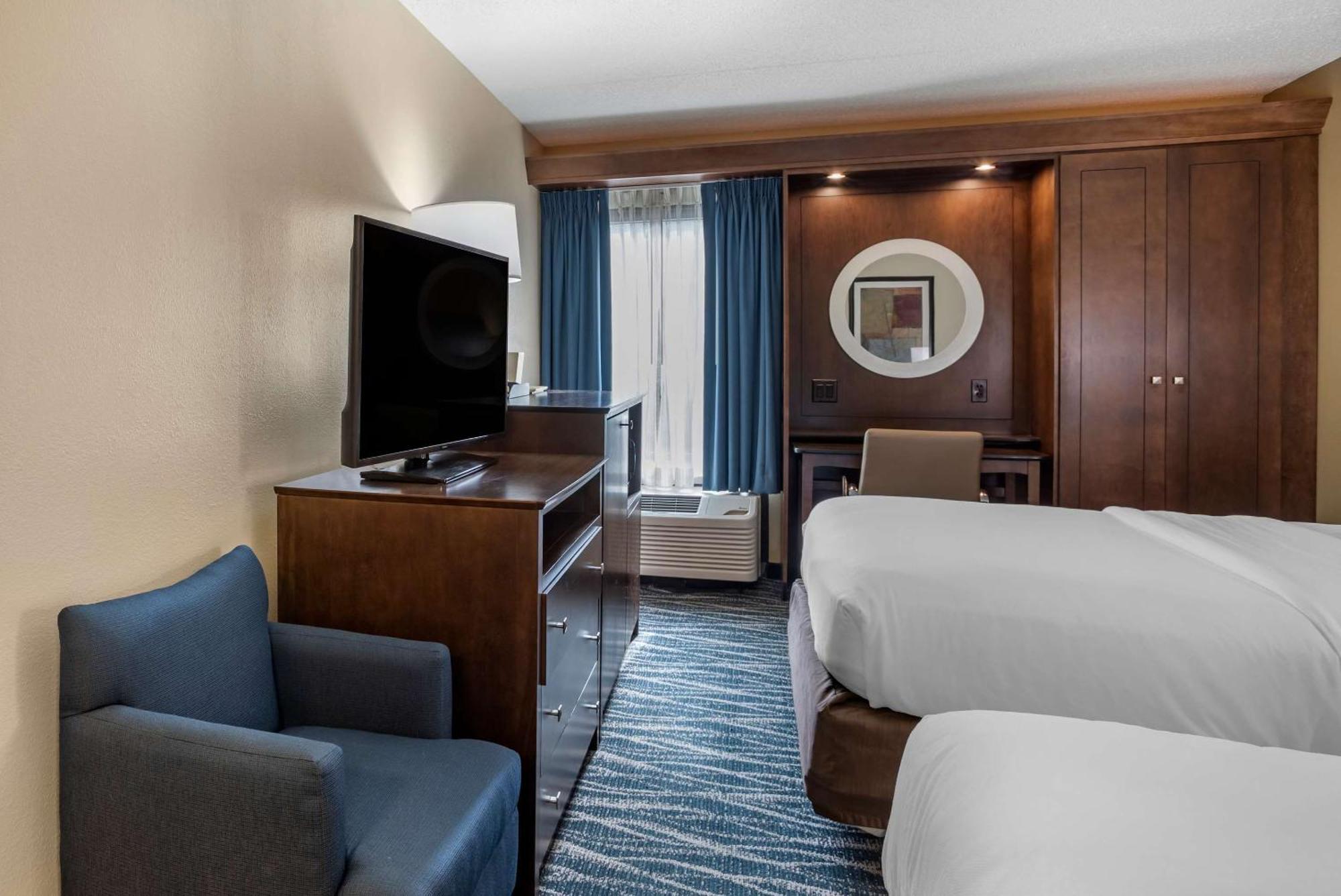 Comfort Inn & Suites Newark - Wilmington Extérieur photo