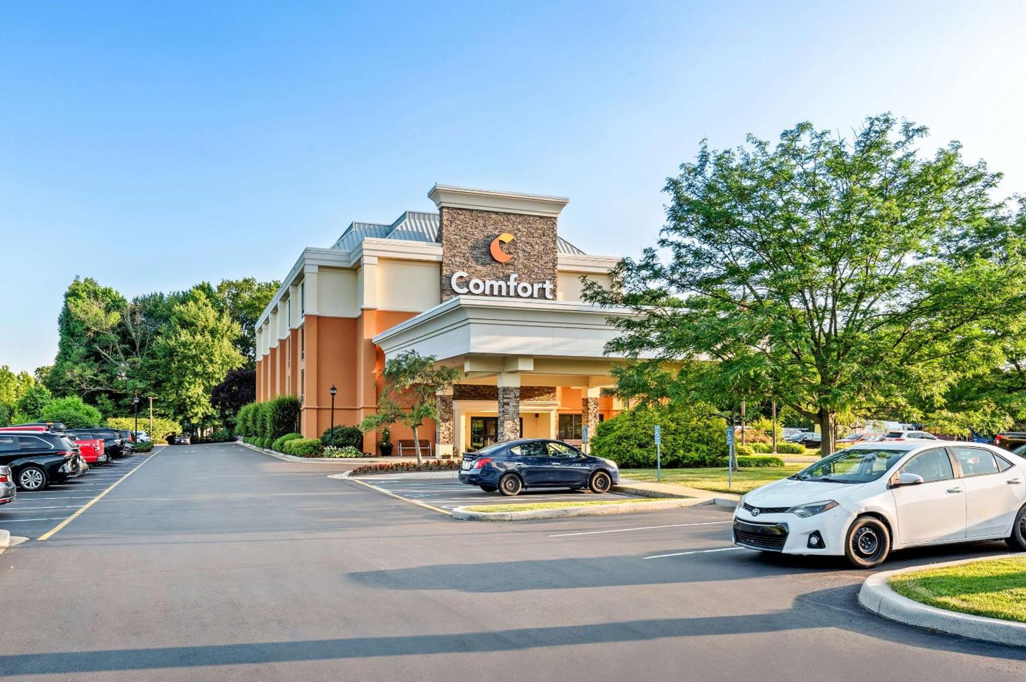 Comfort Inn & Suites Newark - Wilmington Extérieur photo