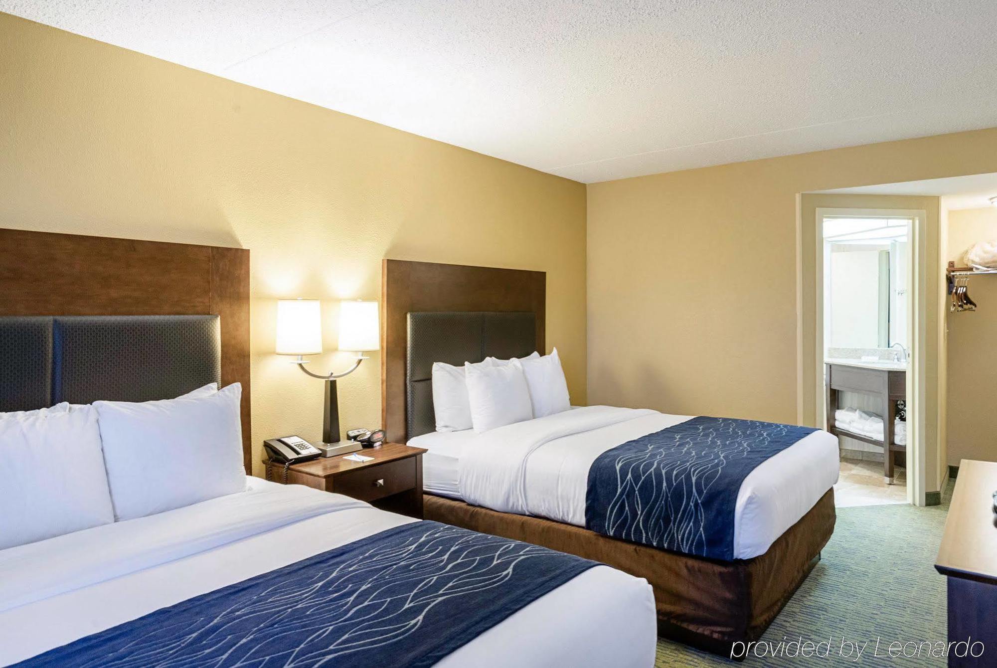 Comfort Inn & Suites Newark - Wilmington Extérieur photo